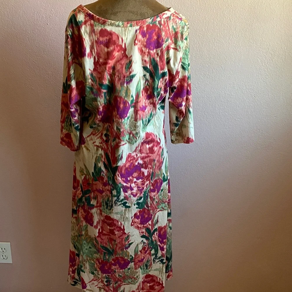SOFT SURROUNDINGS Floral Print Scoop Neck With 3/4 sleeves And Side Pockets - Picture 4 of 10